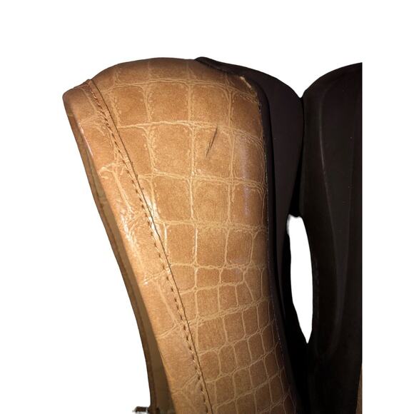 Chaps Women's Ginger Tan Loafers: Sz 8B -slip on flat shoes faux alligator skin - Picture 6 of 10